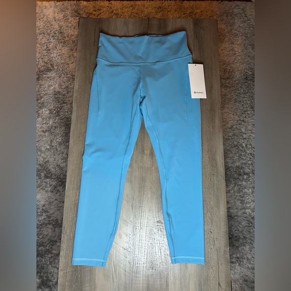 NWT Lululemon Wunder Train HR Leggings 25” w/ pockets Sz...